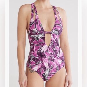 Becca by Rebecca Virtue Standard Print Play Cut Out One Piece Swimsuit NWT small